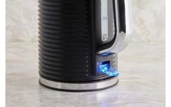 Wasserkocher Kitchen Gear 2200 W 1,7 Liter Schwarzes/Chrom -Einrichtungsgeschaft 902012420101 1071 D 637435250497594916