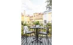 Cafétisch Milano + 2 Stühle Prag Balkongarnitur Für Alle Mit Wenig Platz. Stapelbare, Leichte Stühle Im Lamellendesign. Tisch Aus Pflegeleichtem Polywood/Aluminium. -Einrichtungsgeschaft S2 2020 bord Milano 62cm stol Prag 0754 637116525519732110 1